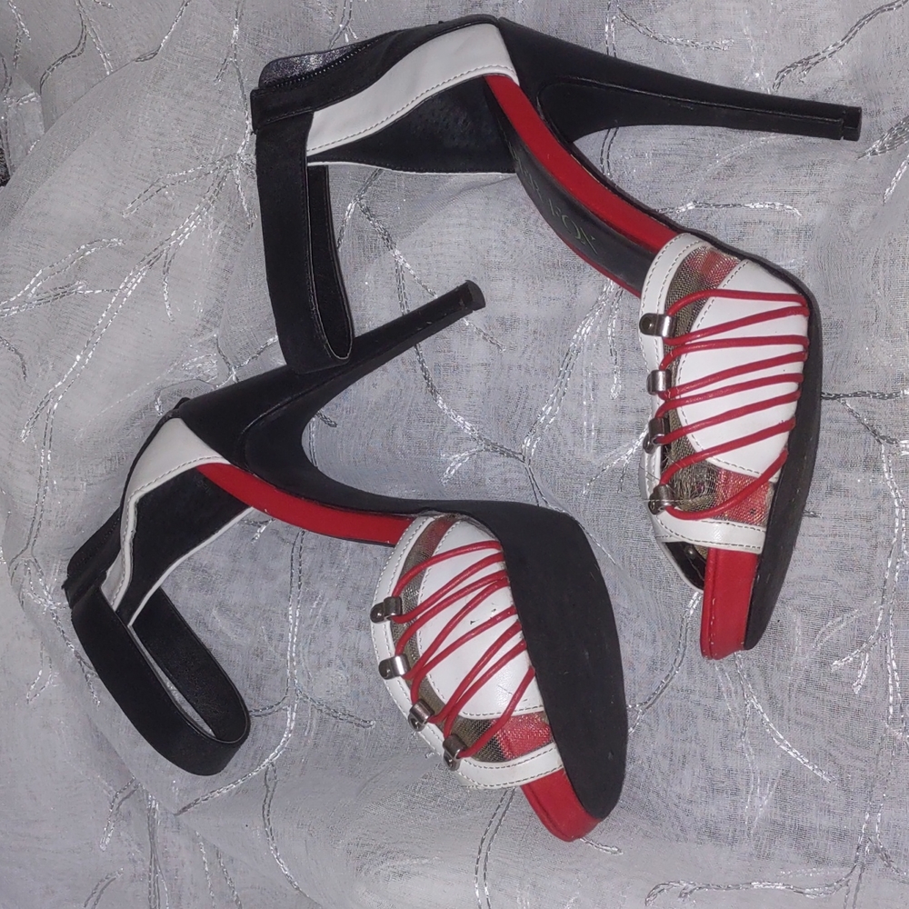 High heels - Picture 2 of 6
